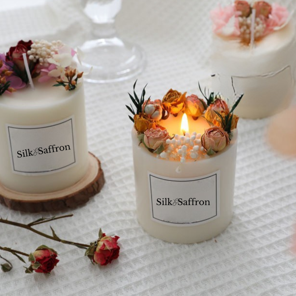 Hand-Poured Botanical Candle – Long-Lasting Scent