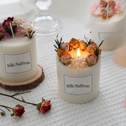 Hand-Poured Botanical Candle – Long-Lasting Scent