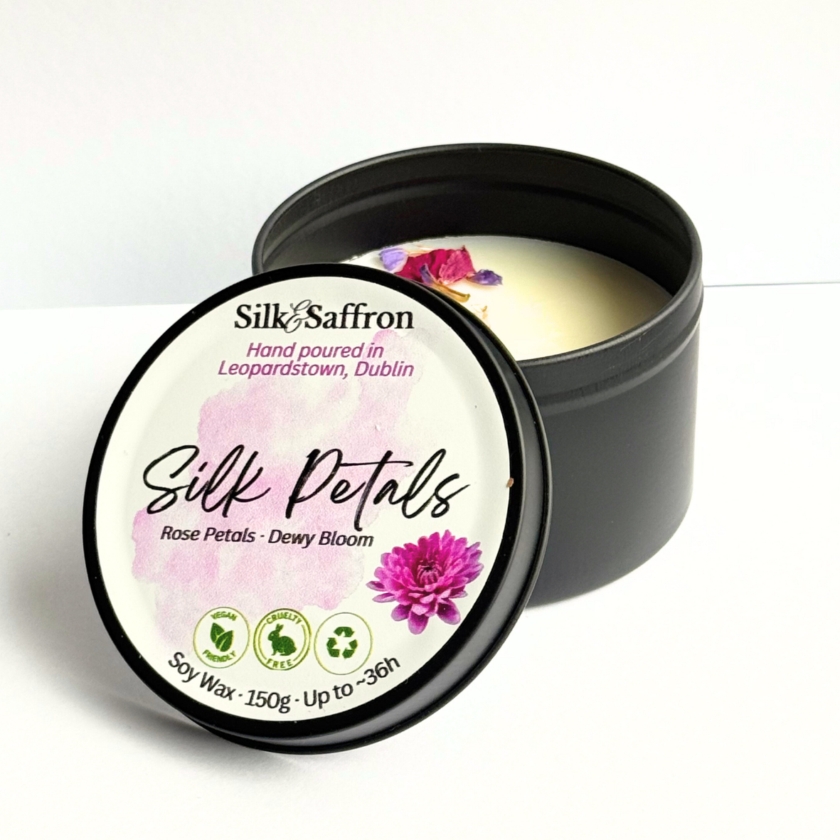 Silk Petals Scented Candle